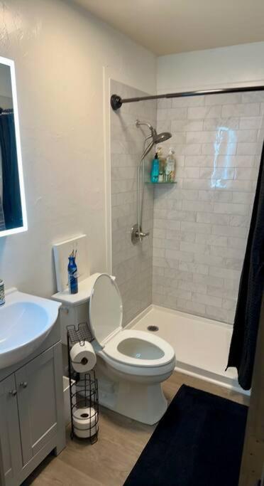 Comfortable 2Br Apt Central Фербанкс Екстер'єр фото